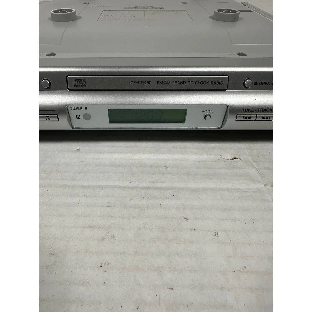 Sony ICF-CDK50 Under Cabinet Kitchen CD Player AMFM Clock Radio Silver Mega Bass